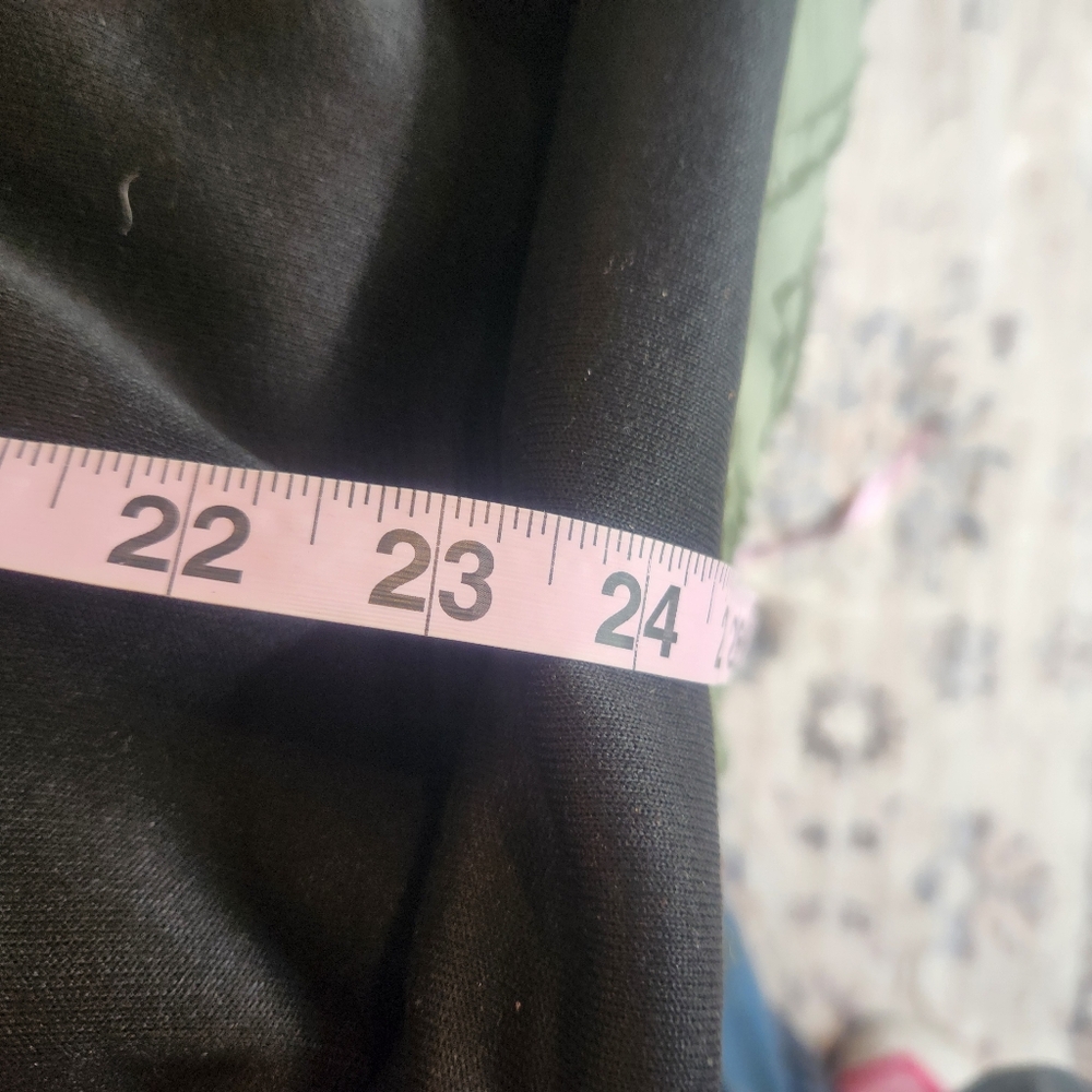 Shein curve Maroon, Gray, and Black Colorblock Hoodie. - Picture 4 of 8